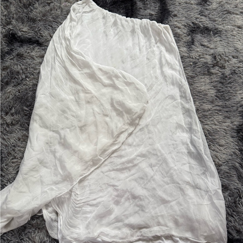 SOSIA Elegant White Off The Shoulder One Sleeved Dress